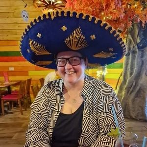 Meet your Posher, Charlette